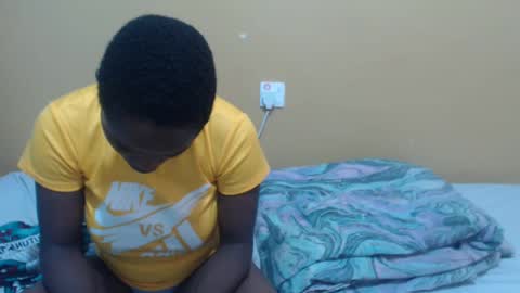 lyn_anna online show from 18, 2, 2025