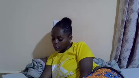 lyn_anna online show from 9, 10, 2025
