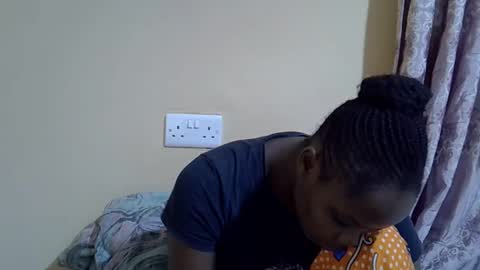 lyn_anna online show from 17, 10, 2025
