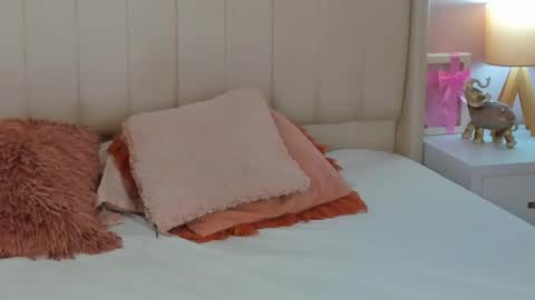 Lyn online show from 2, 10, 2025