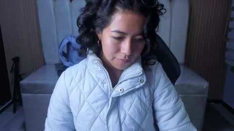 lynn_turner_ online show from 18, 5, 2026