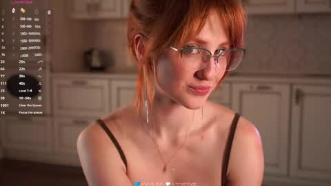 Snapshot of lynnalltop chatting on 6, 5, 2026 Natasha online show from 6, 5, 2026
