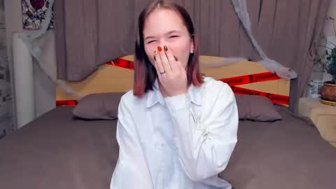 Cozy Lynns room online show from 21, 11, 2025