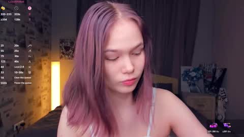 Cozy Lynns room online show from 17, 1, 2026