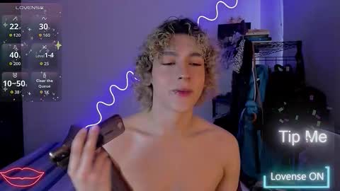 Snapshot of lyric_mirage chatting on 16, 11, 2025 Lyric online show from 16, 11, 2025