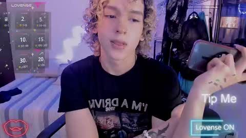 Snapshot of lyric_mirage chatting on 24, 2, 2026 Lyric online show from 24, 2, 2026