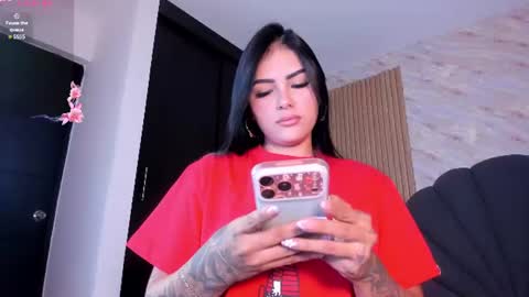 Snapshot of lys_with chatting on 21, 6, 2026 VIVIANA online show from 21, 6, 2026