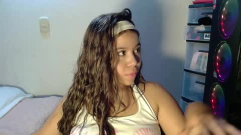 Snapshot of m1la_18 chatting on 2, 5, 2026 mila online show from 2, 5, 2026