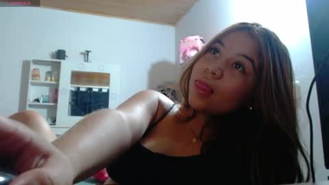 Snapshot of m1la_18 chatting on 14, 5, 2026 mila online show from 14, 5, 2026