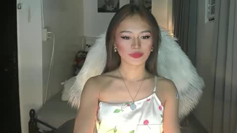 Snapshot of m1sspinay_yassie chatting on 10, 1, 2025 Cutie Yassie online show from 10, 1, 2025