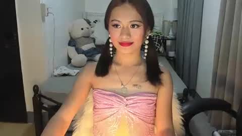 Snapshot of m1sspinay_yassie chatting on 12, 1, 2025 Cutie Yassie online show from 12, 1, 2025