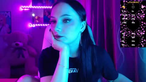 Snapshot of m_e_l_i_s_s_a_ chatting on 23, 6, 2026 Melissa online show from 23, 6, 2026