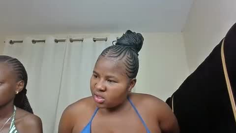 Snapshot of m_pretty_p chatting on 15, 1, 2025 m_pretty_p online show from 15, 1, 2025