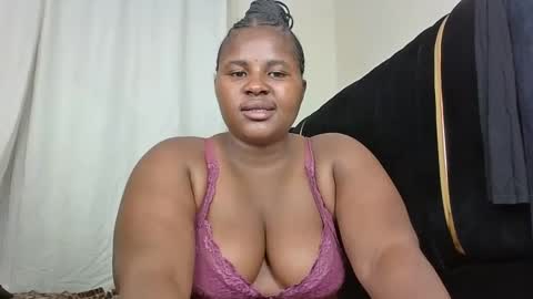 Snapshot of m_pretty_p chatting on 16, 1, 2025 m_pretty_p online show from 16, 1, 2025