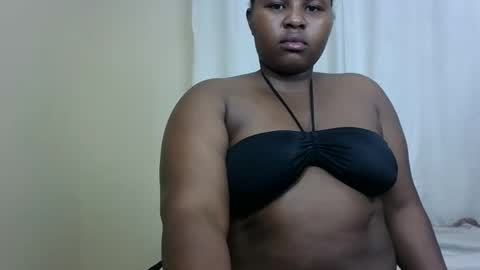 Snapshot of m_pretty_p chatting on 26, 1, 2025 m_pretty_p online show from 26, 1, 2025