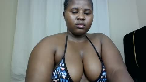 Snapshot of m_pretty_p chatting on 28, 1, 2025 m_pretty_p online show from 28, 1, 2025