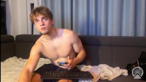 maaaaarieke online show from 17, 10, 2025