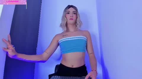 Snapshot of macarena_05_ chatting on 10, 7, 2026 macarena_05_ online show from 10, 7, 2026