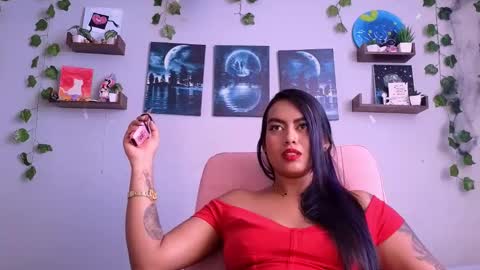 Macey Elliot Modelo Independiente online show from 22, 11, 2025