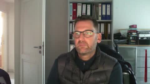 Snapshot of macfly67 chatting on 16, 12, 2024 macfly67 online show from 16, 12, 2024