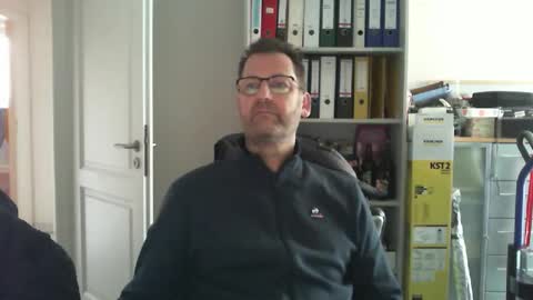 Snapshot of macfly67 chatting on 1, 12, 2025 macfly67 online show from 1, 12, 2025