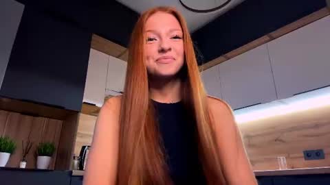 Snapshot of machelleunderdahl chatting on 11, 7, 2026 Nicole online show from 11, 7, 2026