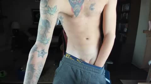 Snapshot of machinecumkelly69 chatting on 10, 1, 2025 machinecumkelly69 online show from 10, 1, 2025