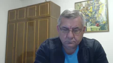 Snapshot of machomale3 chatting on 13, 11, 2025 Macho online show from 13, 11, 2025