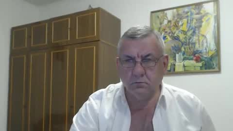 Snapshot of machomale3 chatting on 4, 12, 2025 Macho online show from 4, 12, 2025