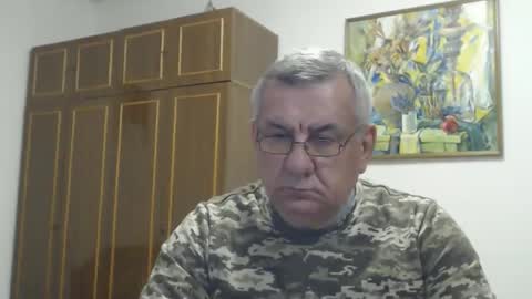 Snapshot of machomale3 chatting on 4, 2, 2026 Macho online show from 4, 2, 2026