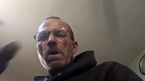 Snapshot of mackdog1369 chatting on 14, 5, 2026 mackdog1369 online show from 14, 5, 2026