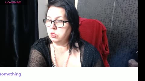 Snapshot of madam_sanjanne chatting on 3, 1, 2025 Madam Sanjanne online show from 3, 1, 2025