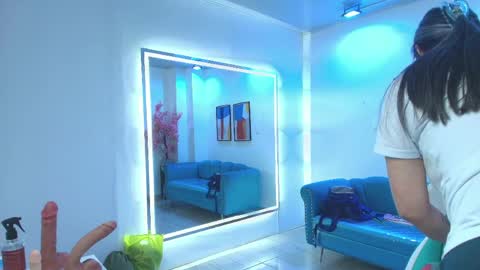 Madame Scarllet  online show from 8, 4, 2026