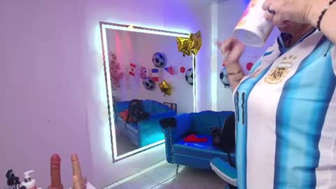 Snapshot of madame_scarllet chatting on 15, 7, 2026 Madame Scarllet online show from 15, 7, 2026