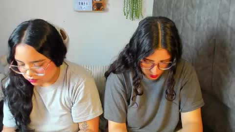 Maddie and Chelsea online show from 6, 1, 2026