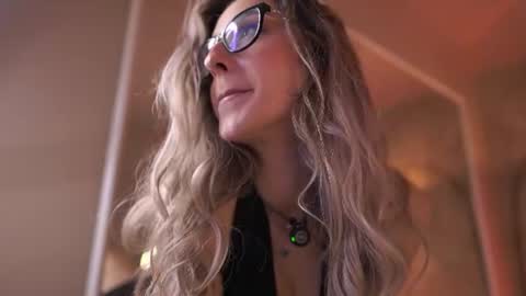 Snapshot of maddiebryggs chatting on 3, 7, 2026 Maddie online show from 3, 7, 2026
