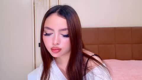 Madelaine online show from 31, 5, 2026