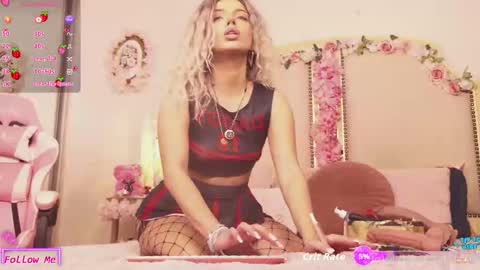 Snapshot of maddisonblush chatting on 9, 9, 2025 Maddison online show from 9, 9, 2025