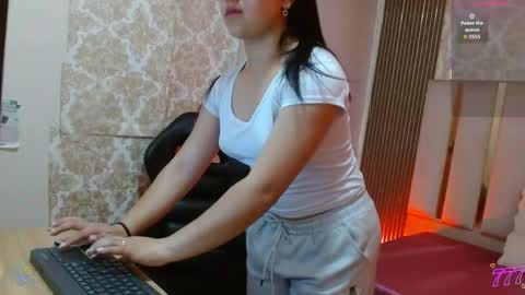 Snapshot of maddisson_tay chatting on 30, 4, 2026 maddisson_tay online show from 30, 4, 2026