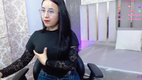 Snapshot of maddisson_tay chatting on 9, 5, 2026 maddisson_tay online show from 9, 5, 2026