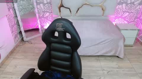 Snapshot of maddisson_tay chatting on 22, 5, 2026 maddisson_tay online show from 22, 5, 2026