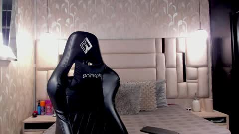 Snapshot of maddox_santana chatting on 11, 12, 2024 Maddox Santana online show from 11, 12, 2024