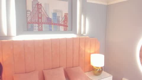 Maddy  online show from 21, 9, 2025