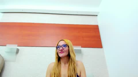 Snapshot of maddy_cartter chatting on 17, 1, 2026 maddy cartter online show from 17, 1, 2026