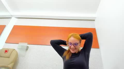 Snapshot of maddy_cartter chatting on 8, 6, 2026 maddy cartter online show from 8, 6, 2026