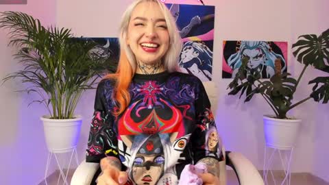 maddy_uwu online show from 10, 12, 2024