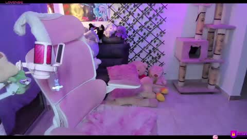Snapshot of maddyfoox chatting on 17, 5, 2026 Maddy Foox online show from 17, 5, 2026