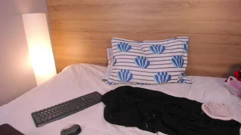 Madelaine  online show from 21, 3, 2026