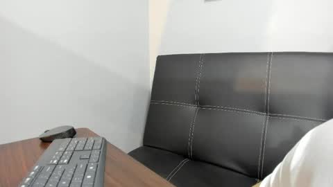 Madelaine  online show from 20, 5, 2026