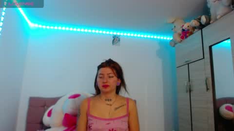 Snapshot of madelen_2 chatting on 14, 5, 2026 madelen_2 online show from 14, 5, 2026